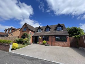 Photo 16- click for photo gallery